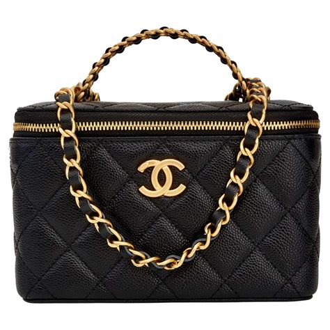 chanel vanity case